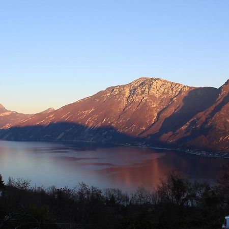 Villa Panoramica Tremosine Eksteriør bilde