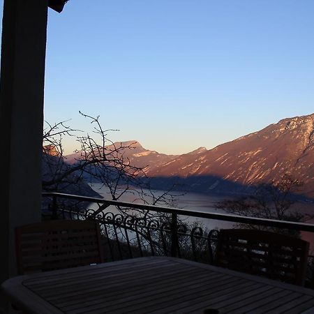 Villa Panoramica Tremosine Eksteriør bilde