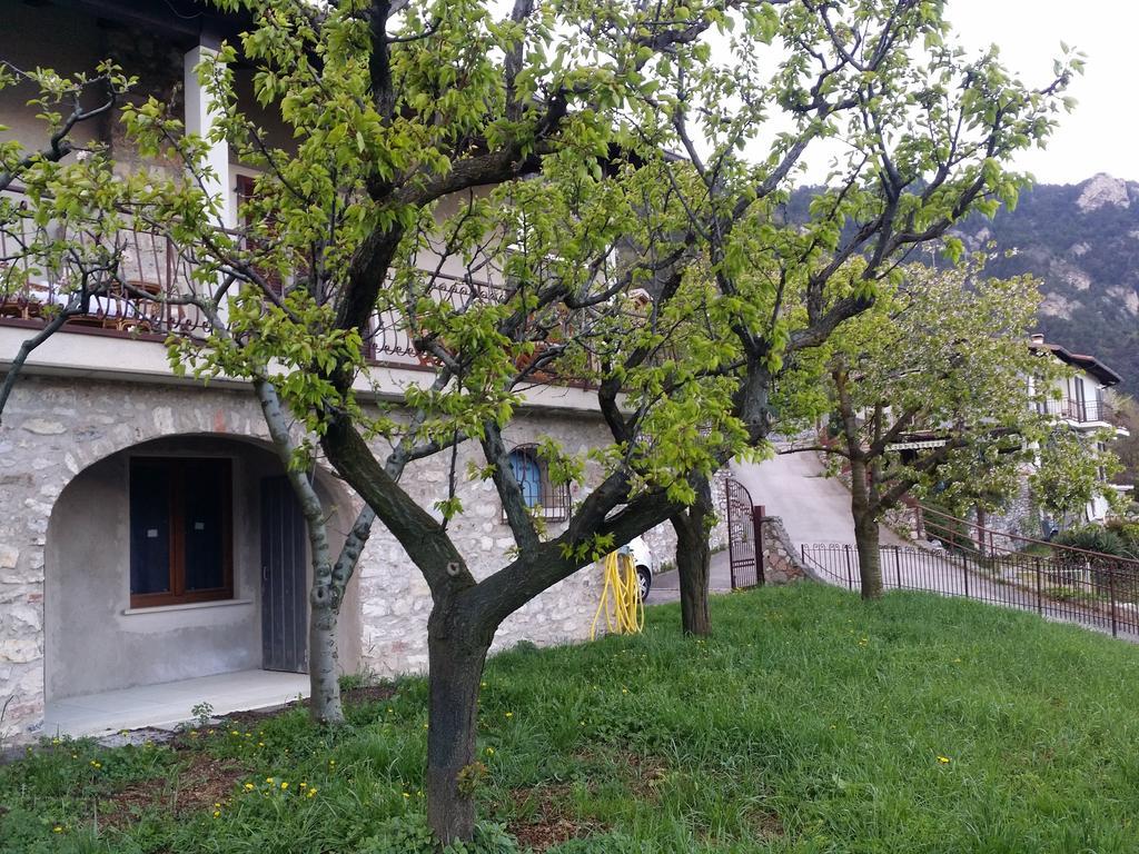 Villa Panoramica Tremosine Eksteriør bilde